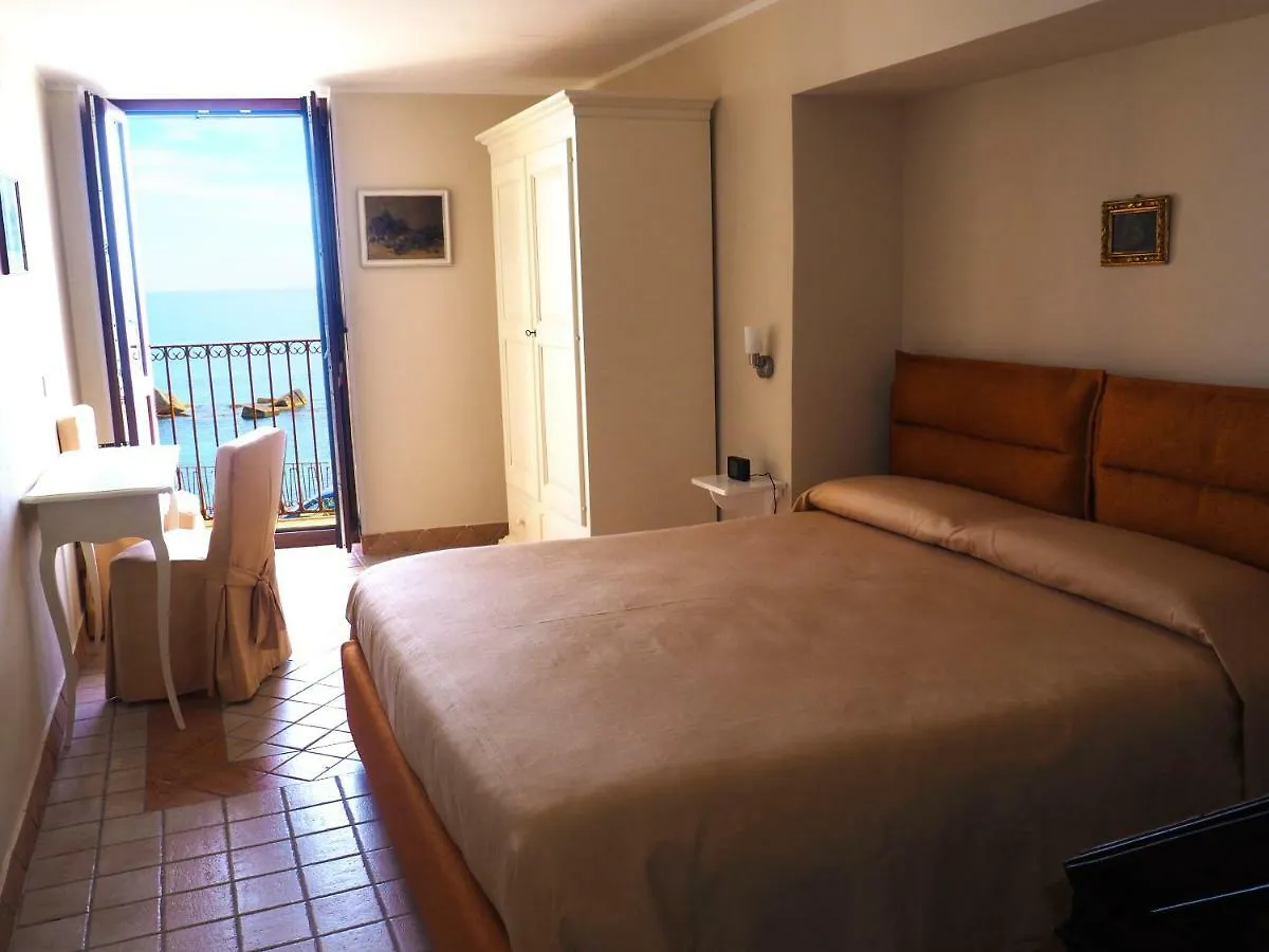 Lungomare Levante Seaview Syracuse Italy